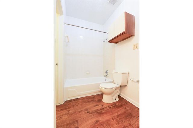 912 W 22nd ST 208, Austin, TX 78705