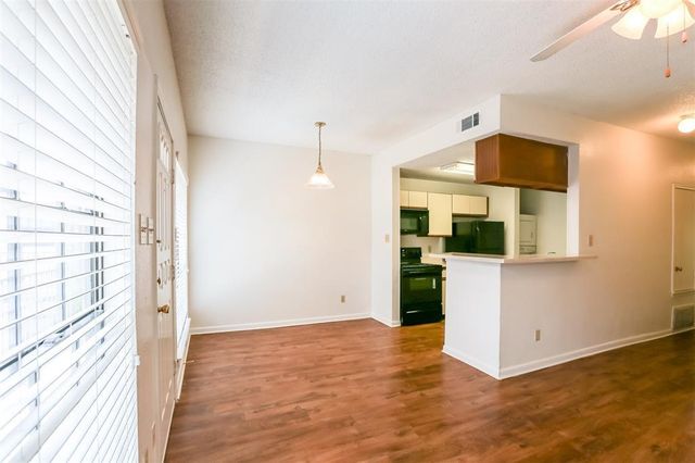 912 W 22nd ST 208, Austin, TX 78705