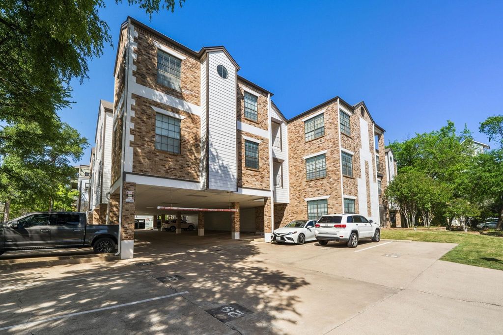 912 W 22nd ST 208, Austin, TX 78705