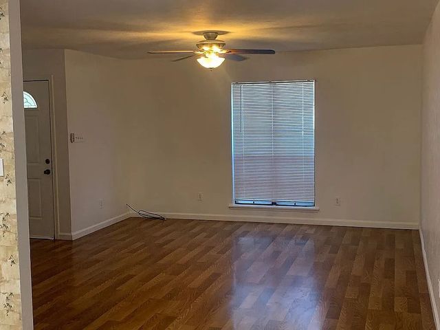 5921 Maiden Lane, Fort Worth, TX 76131