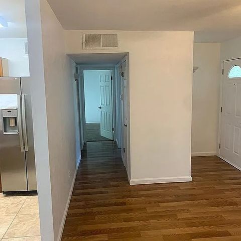 5921 Maiden Lane, Fort Worth, TX 76131