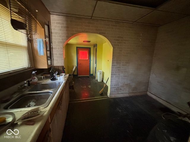 1340 W 32nd Street, Indianapolis, IN 46208