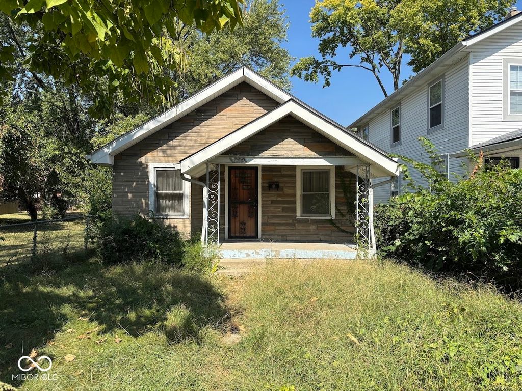 1340 W 32nd Street, Indianapolis, IN 46208