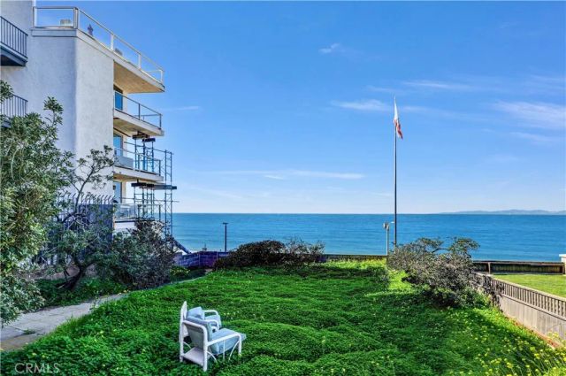 613 Esplanade, Redondo Beach, CA 90277