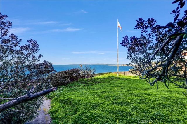 613 Esplanade, Redondo Beach, CA 90277