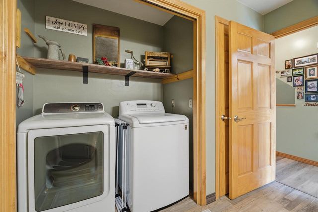 1300 ALPINE DRIVE, Green Bay, WI 54311