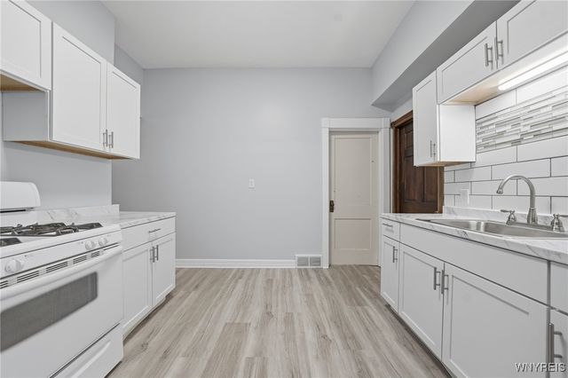 76 Anderson Place, Buffalo, NY 14222