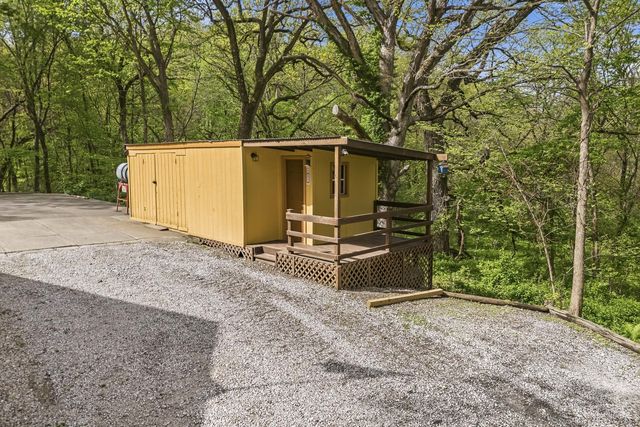 4118 85th Avenue W, Milan, IL 61264