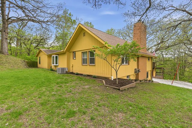 4118 85th Avenue W, Milan, IL 61264