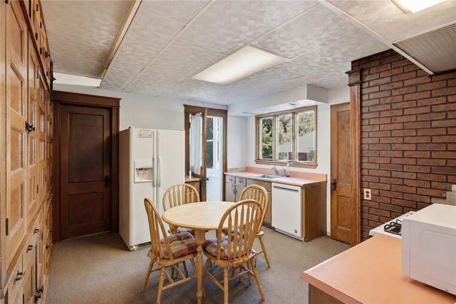1440 Ridge Road, Webster, NY 14580