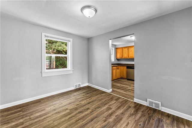 461-463 Idlewood Rd, Penn Hills, PA 15235