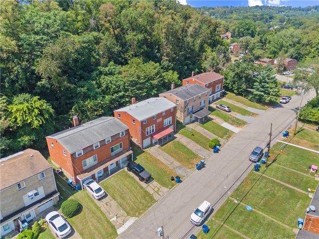 461-463 Idlewood Rd, Penn Hills, PA 15235