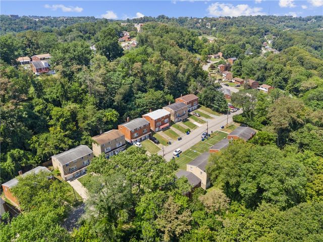 461-463 Idlewood Rd, Penn Hills, PA 15235