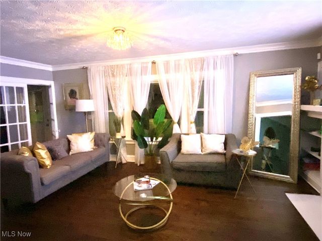 1040 E 177th Street, Cleveland, OH 44119