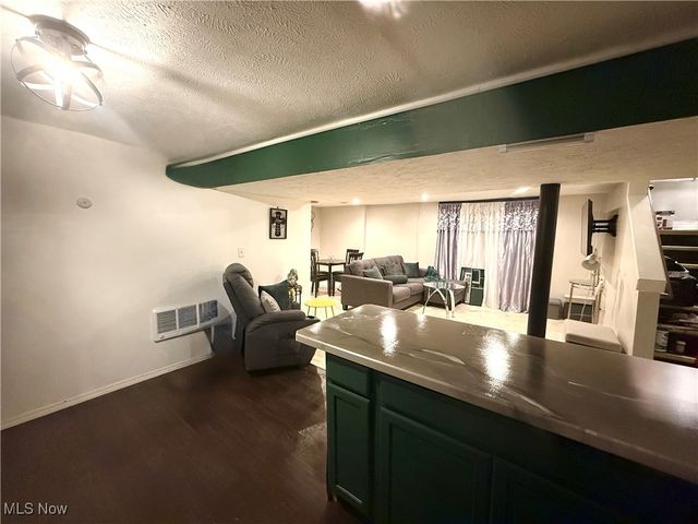 1040 E 177th Street, Cleveland, OH 44119