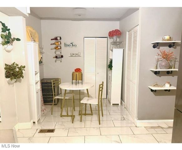 1040 E 177th Street, Cleveland, OH 44119