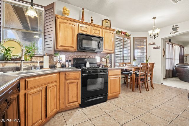 3412 TIERRA CECIL Place, El Paso, TX 79938