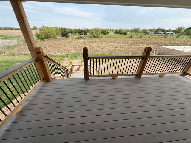 138 E Poplar Circle, Goddard, KS 67052