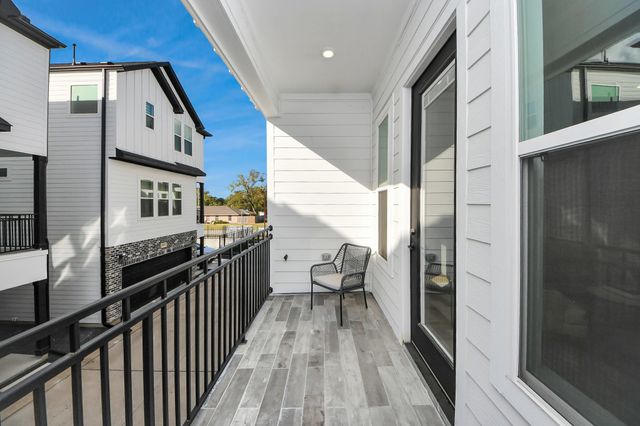 719 Marcella Street A, Houston, TX 77091