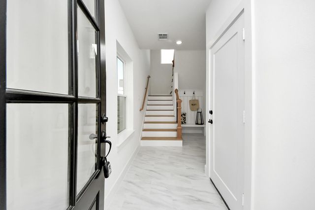 719 Marcella Street A, Houston, TX 77091