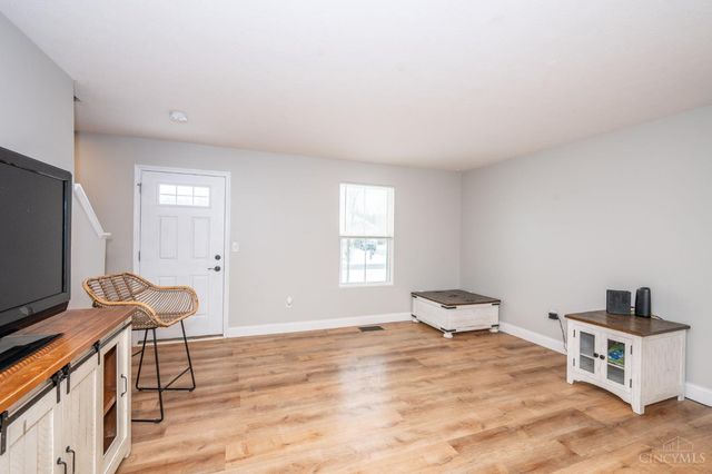 6300 Heatherwood Drive, Goshen Twp, OH 45140