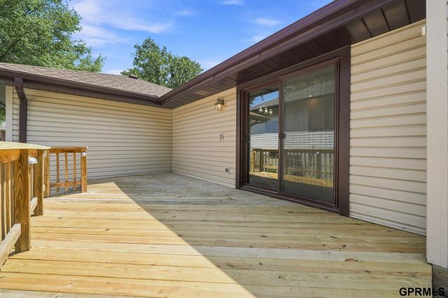 4523 S 58th Street, Lincoln, NE 68516