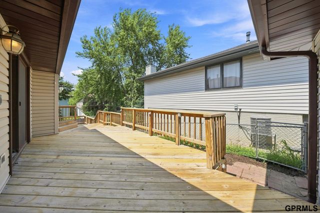 4523 S 58th Street, Lincoln, NE 68516