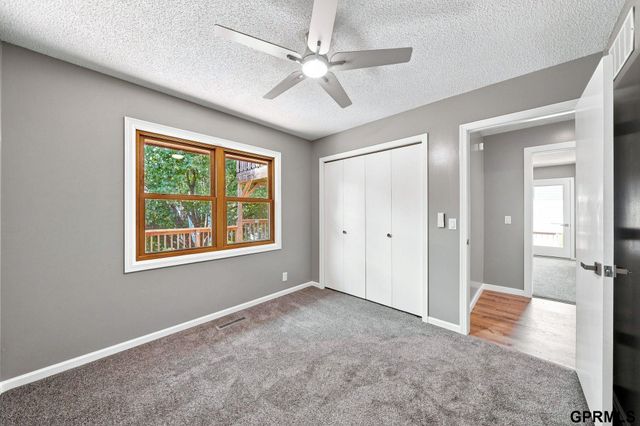 4523 S 58th Street, Lincoln, NE 68516
