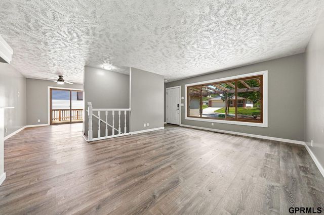 4523 S 58th Street, Lincoln, NE 68516