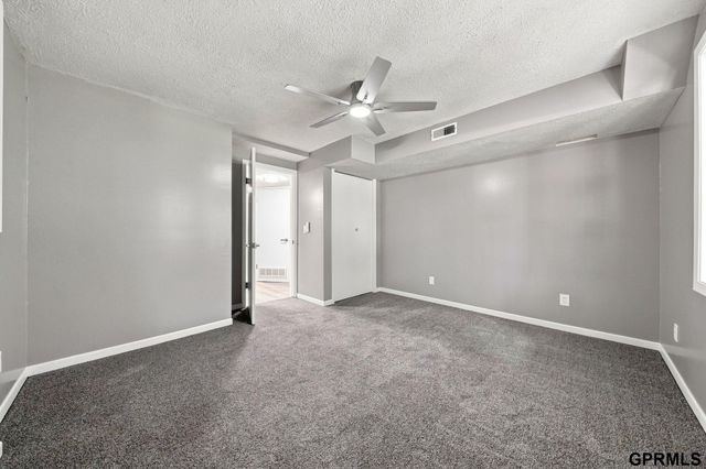4523 S 58th Street, Lincoln, NE 68516