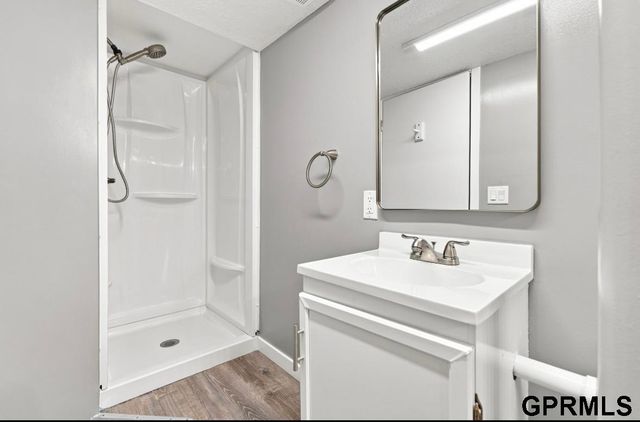 4523 S 58th Street, Lincoln, NE 68516