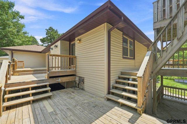 4523 S 58th Street, Lincoln, NE 68516