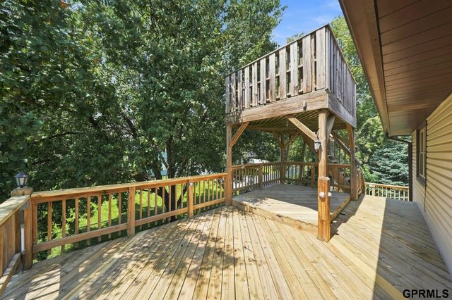 4523 S 58th Street, Lincoln, NE 68516