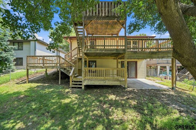 4523 S 58th Street, Lincoln, NE 68516