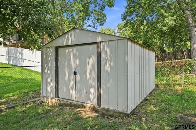 4523 S 58th Street, Lincoln, NE 68516