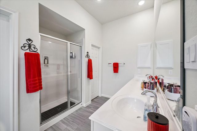 3513 Ballena Way, Dickinson, TX 77539