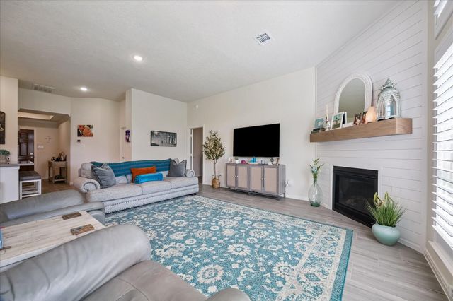 3513 Ballena Way, Dickinson, TX 77539