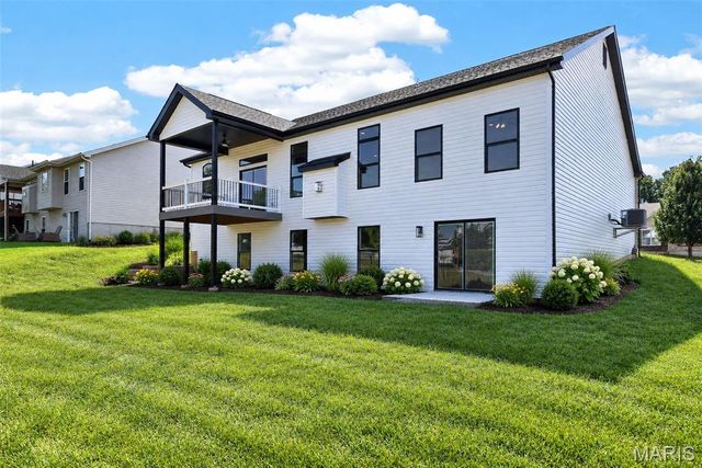 703 Vista Springs Court, Wentzville, MO 63385
