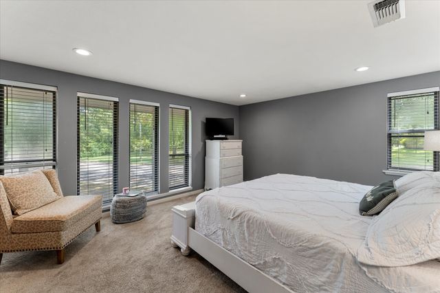 1101 Holly Hill Lane, Mt Pleasant, TX 75455
