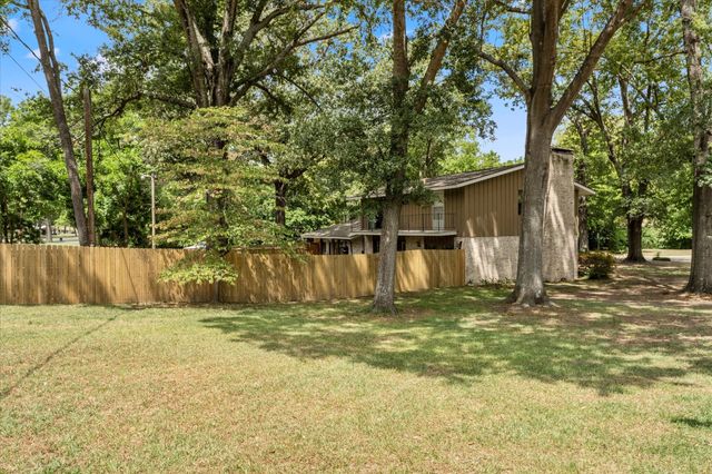 1101 Holly Hill Lane, Mt Pleasant, TX 75455