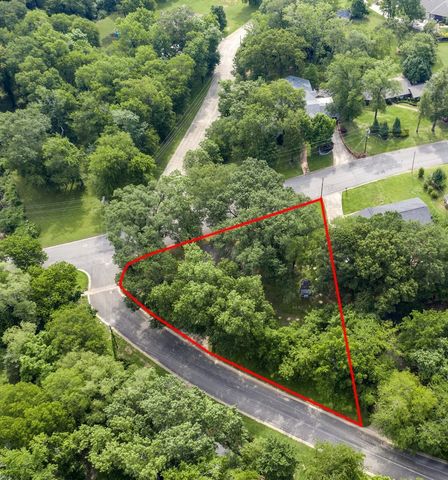 1101 Holly Hill Lane, Mt Pleasant, TX 75455