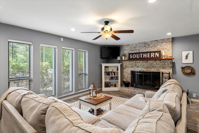 1101 Holly Hill Lane, Mt Pleasant, TX 75455