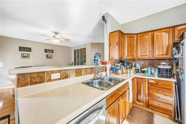 2633 Royal Gateway, Dayton, OH 45431