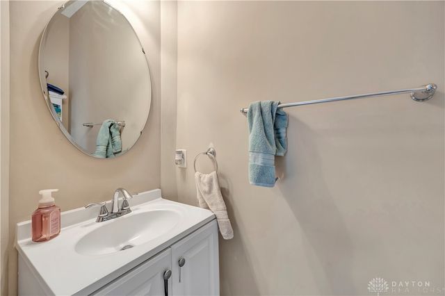 2633 Royal Gateway, Dayton, OH 45431