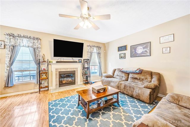 2633 Royal Gateway, Dayton, OH 45431