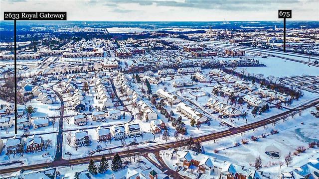 2633 Royal Gateway, Dayton, OH 45431