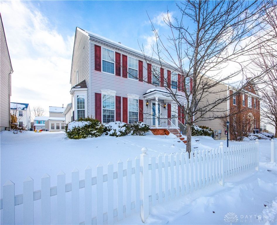 2633 Royal Gateway, Dayton, OH 45431