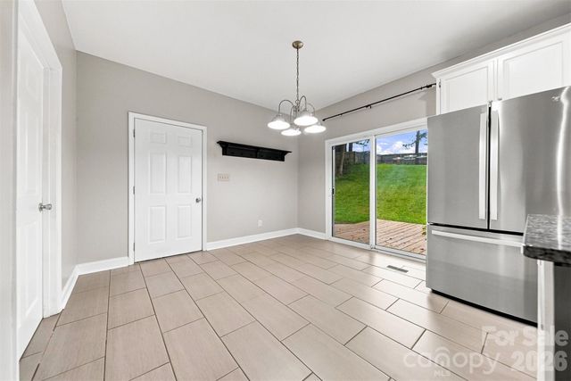 2941 8th Street Court NE, Hickory, NC 28601