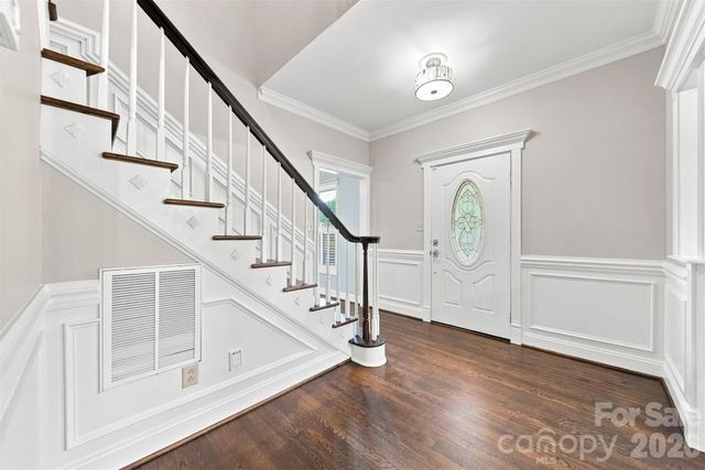 2941 8th Street Court NE, Hickory, NC 28601