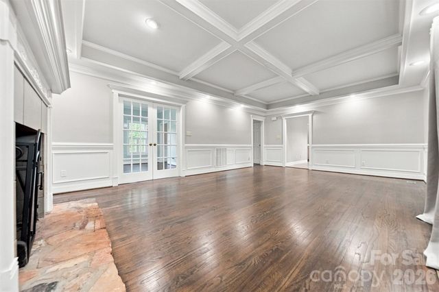 2941 8th Street Court NE, Hickory, NC 28601